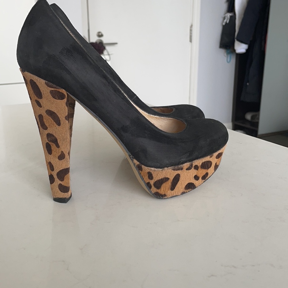 Kate & Mel leopard heels